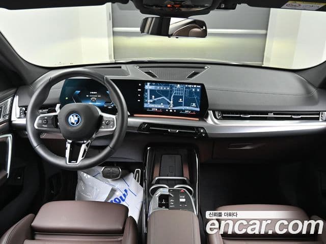 BMW iX2 (U10) eDrive 20 M Sport, 2025 6