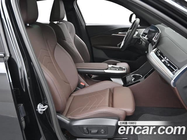 BMW iX2 (U10) eDrive 20 M Sport, 2025 10