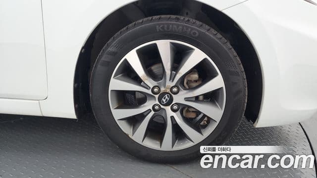 Hyundai Accent(новый кузов / новое поколение) Premium, 2016 все фото