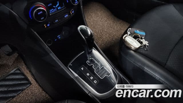 Hyundai Accent(новый кузов / новое поколение) Premium, 2016 9