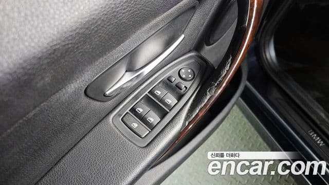 BMW 3시리즈 (F30), 2013 18