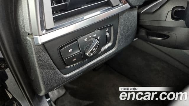 BMW 3시리즈 (F30), 2013 19