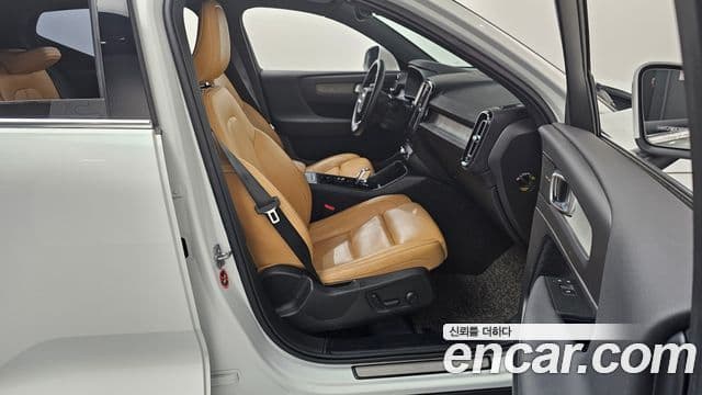 Volvo XC40 B4 Inscription, 2021 11