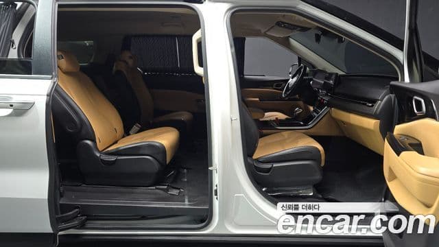 Kia Carnival 4세대 Prestige, 2022 11
