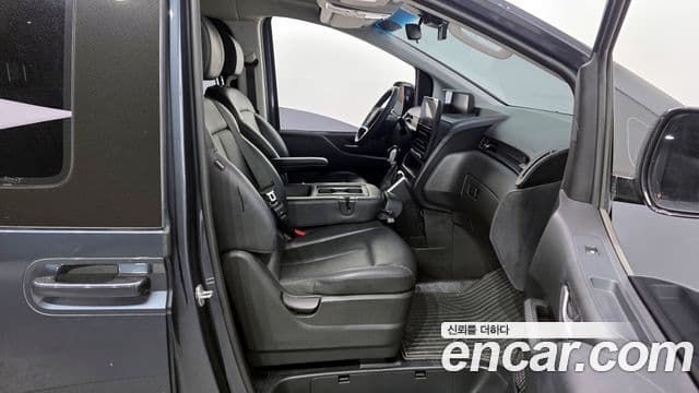 Hyundai Staria Modern, 2022 11