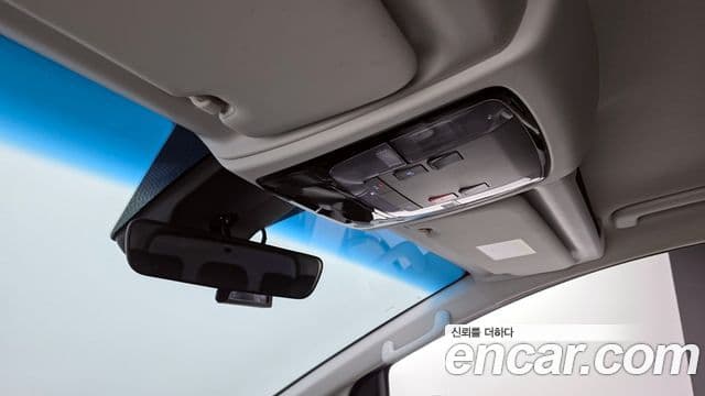 Hyundai Staria Modern, 2022 17