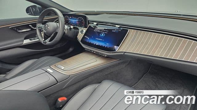 Mercedes-Benz E-класс W214 Exclusive, 2024 12