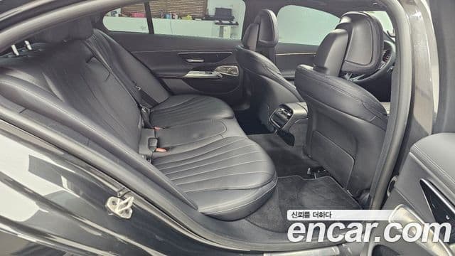 Mercedes-Benz E-класс W214 Exclusive, 2024 13