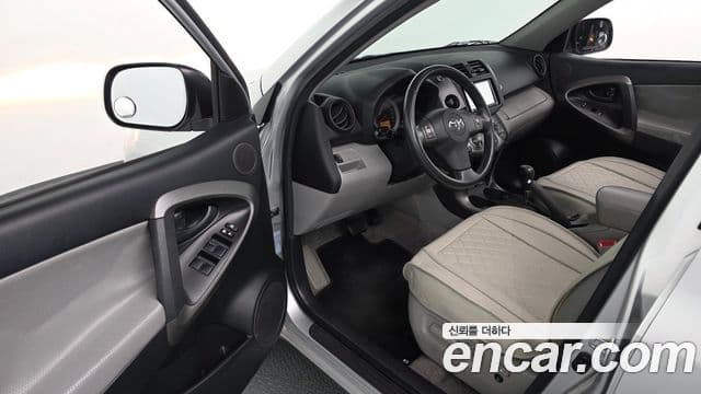 Toyota RAV4 3세대, 2012 10