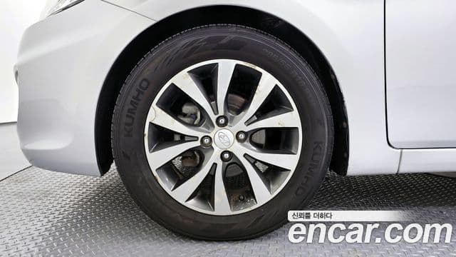 Hyundai Accent(новый кузов / новое поколение) Modern, 2014 все фото