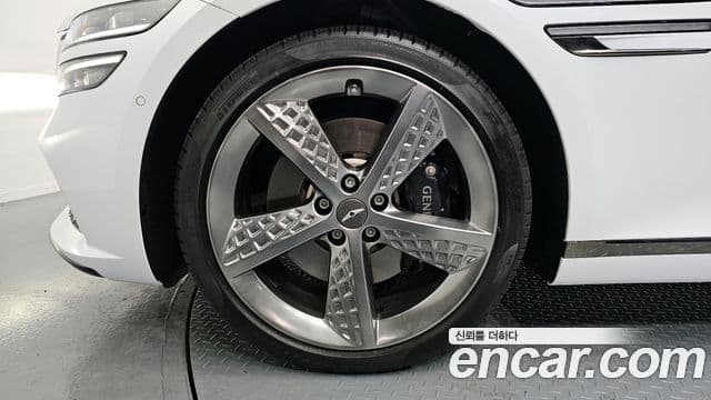 Genesis G80 (RG3) бензин 2.5 турбо AWD, 2024 все фото