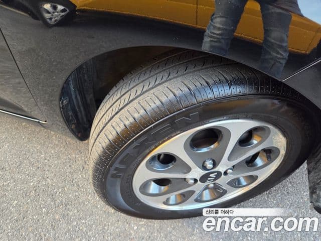 Kia All New Morning Deluxe, 2012 6