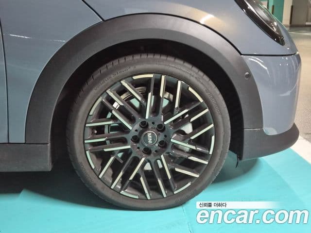 Mini Cooper S кабриолет 4세대 favored, 2025 16