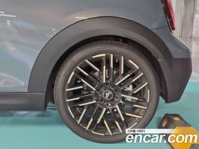 Mini Cooper S кабриолет 4세대 favored, 2025 18