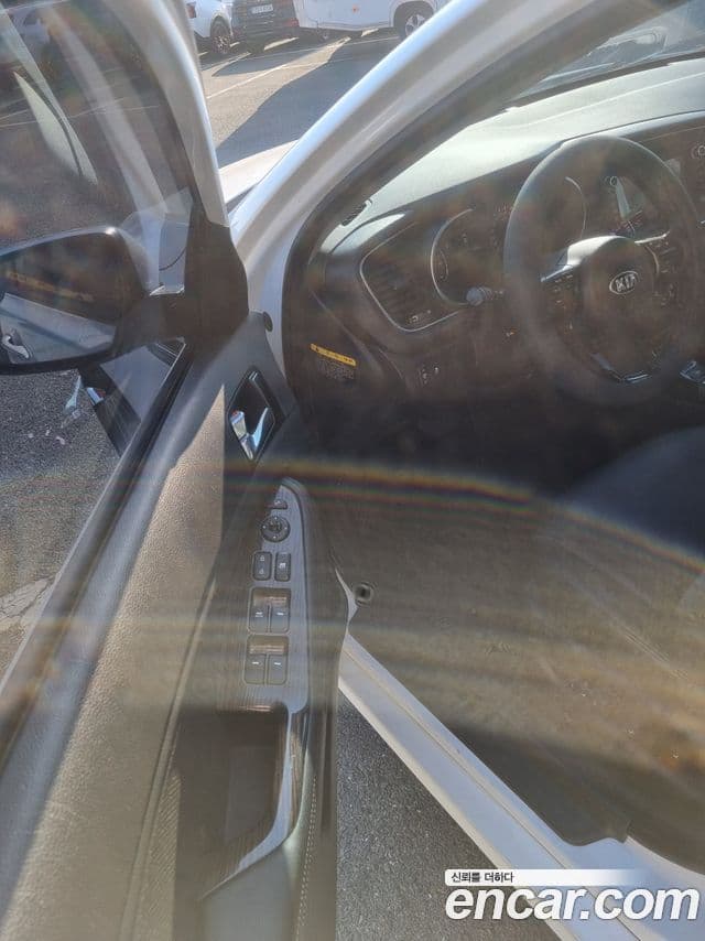 Kia The / новый New K5 Prestige, 2014 10