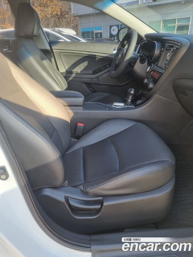 Kia The / новый New K5 Prestige, 2014 12