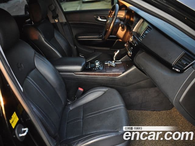 Kia K9 President, 2013 10