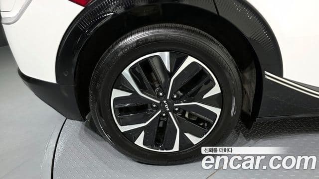 Kia EV6 Earth, 2023 все фото