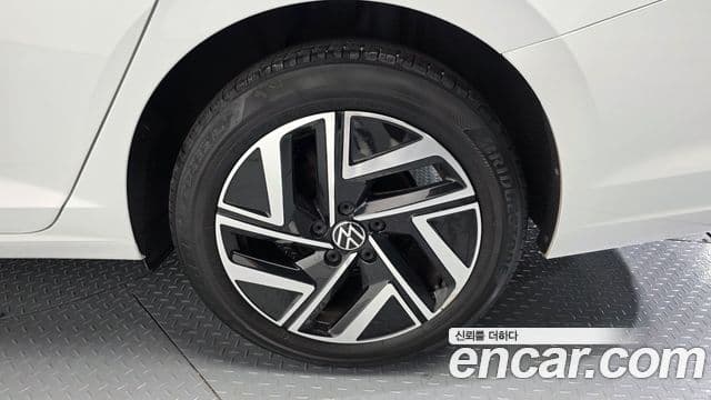 Volkswagen Jetta 7세대 Prestige, 2023 все фото