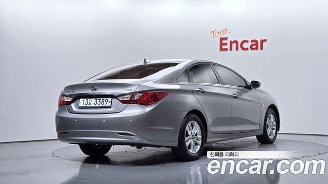 Hyundai YF Sonata Luxury, 2011 2