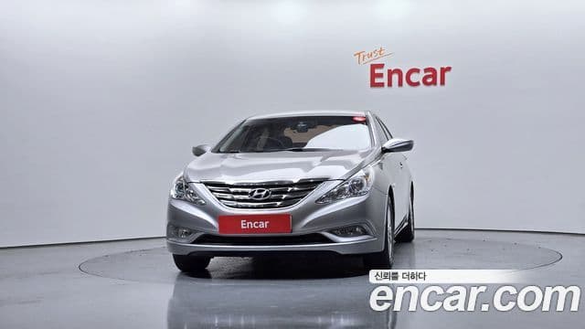 Hyundai YF Sonata Luxury, 2011 3