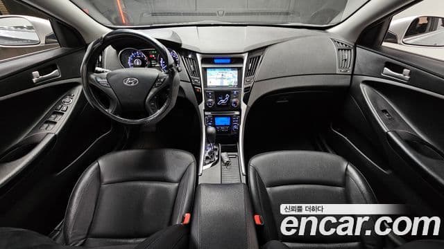 Hyundai YF Sonata Luxury, 2011 7