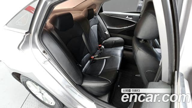 Hyundai YF Sonata Luxury, 2011 12