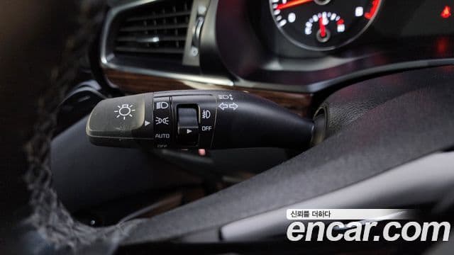 Kia All New K7 3.0 LPI Luxury (арендный автомобиль), 2018 14