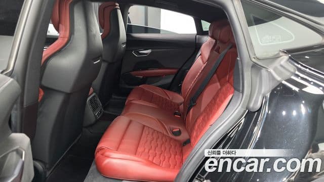 Audi e-Tron GT Premium, 2022 12