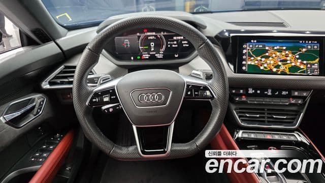 Audi e-Tron GT Premium, 2022 13