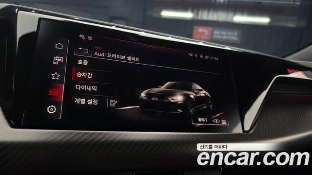 Audi e-Tron GT Premium, 2022 15