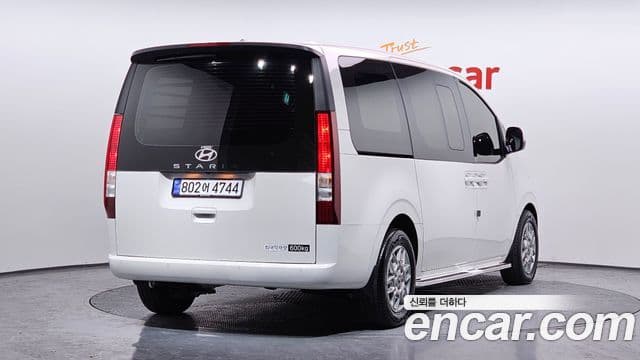 Hyundai Staria Modern, 2025 2