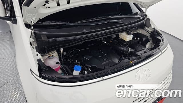 Hyundai Staria Modern, 2025 6