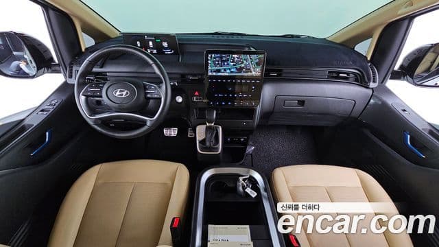 Hyundai Staria Modern, 2025 7