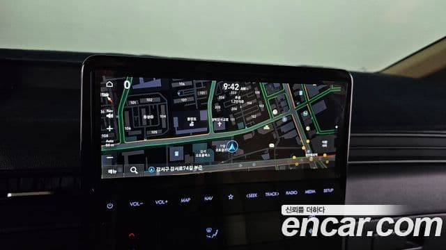 Hyundai Staria Modern, 2025 12