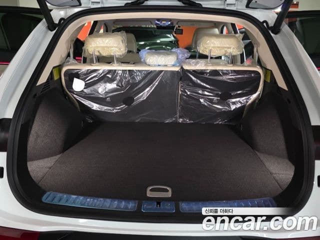 Genesis GV70, 2026 4