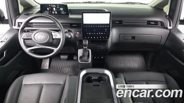 Hyundai Staria Modern, 2025 7