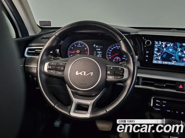 Kia K5 3세대 Trendy, 2023 8