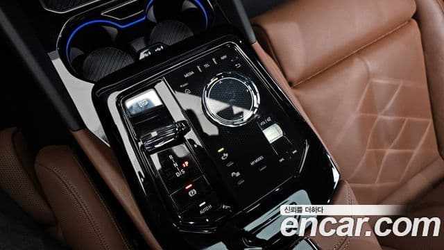 BMW 5시리즈 (G60) 530i xDrive M Sport, 2024 9