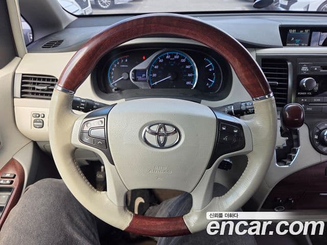 Toyota Sienna, 2014 6