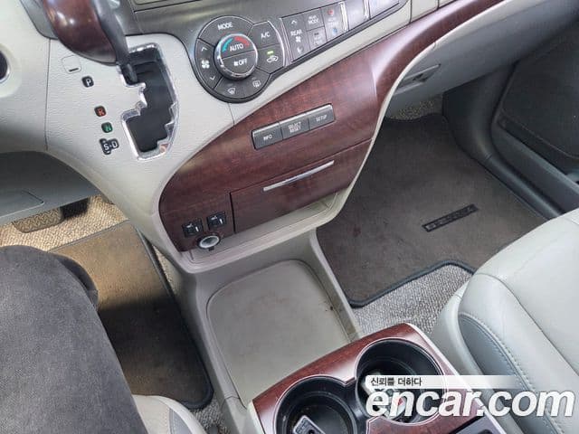 Toyota Sienna, 2014 9