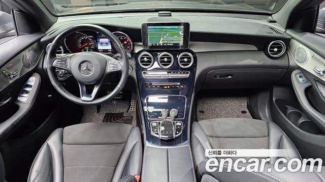 Mercedes-Benz GLC-класс X253 GLC300 4MATIC AMG Line купе, 2019 7