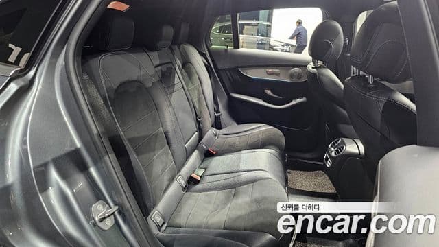 Mercedes-Benz GLC-класс X253 GLC300 4MATIC AMG Line купе, 2019 12