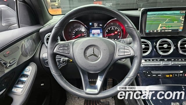 Mercedes-Benz GLC-класс X253 GLC300 4MATIC AMG Line купе, 2019 13