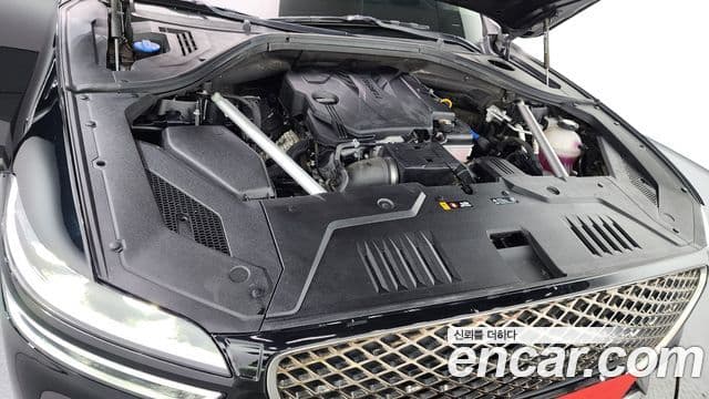 Genesis GV70, 2021 6