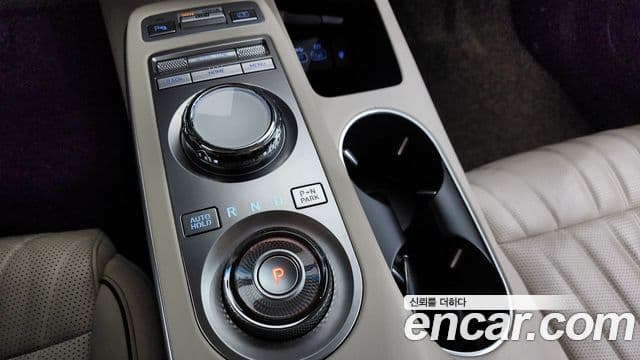 Genesis GV70, 2021 9