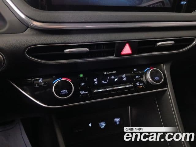 Hyundai Sonata (DN8) Premium Family, 2021 13