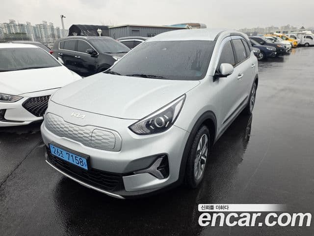Kia Niro Plus Light (таксомоторный тип), 2023 1