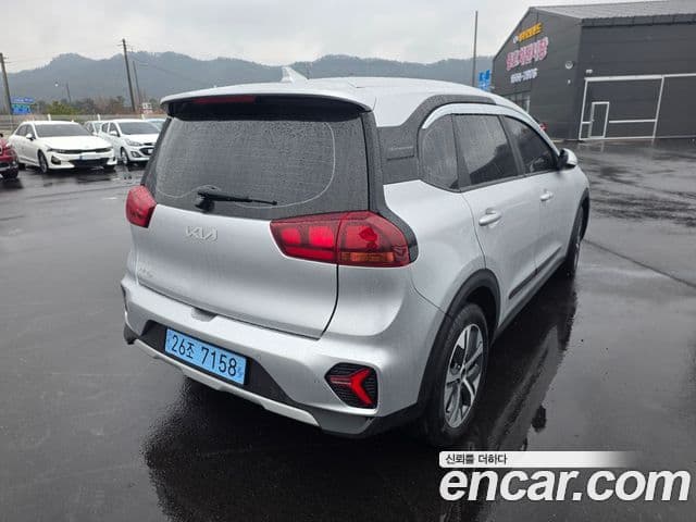 Kia Niro Plus Light (таксомоторный тип), 2023 2
