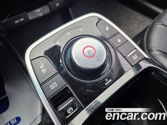 Kia Niro Plus Light (таксомоторный тип), 2023 9